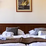 Diamond W Bialym Dworku * Rumia