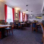 Hotel Diamond W Bialym Dworku Rumia