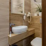 Diamond W Bialym Dworku