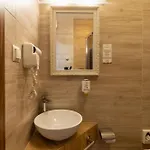 Diamond W Bialym Dworku