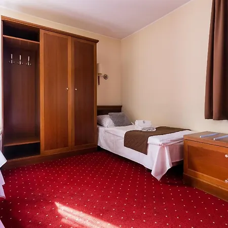 Hotel Diamond W Bialym Dworku *
