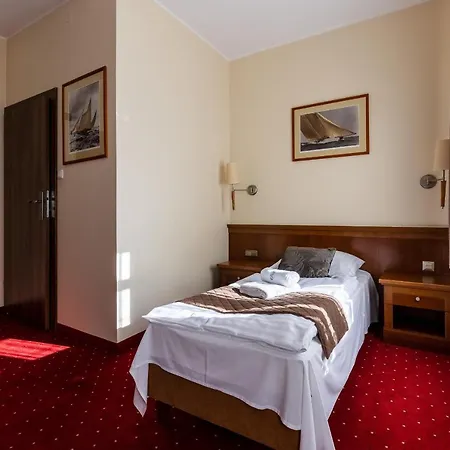 Diamond W Białym Dworku * Rumia