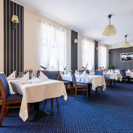 Diamond W Białym Dworku