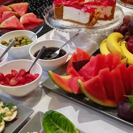 Hotell Diamond W Bialym Dworku