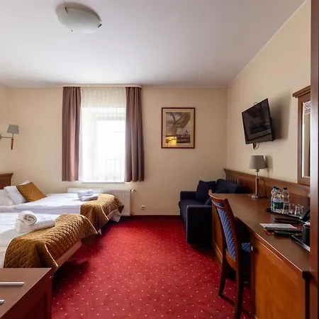 Diamond W Bialym Dworku *