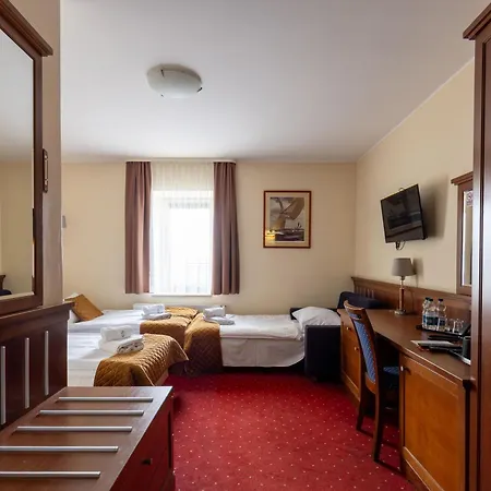 Diamond W Bialym Dworku Hotel Rumia