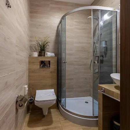 Diamond W Bialym Dworku Hotell Rumia