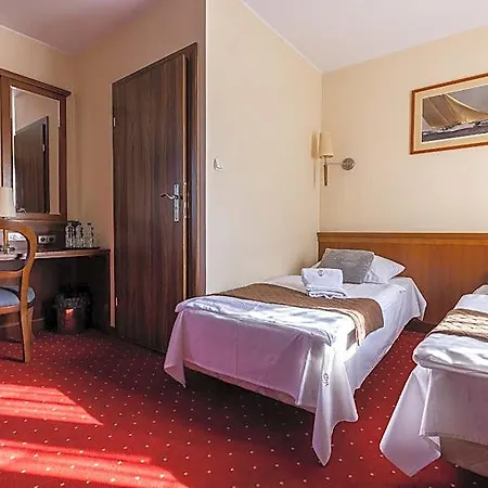 Diamond W Białym Dworku Hotel *