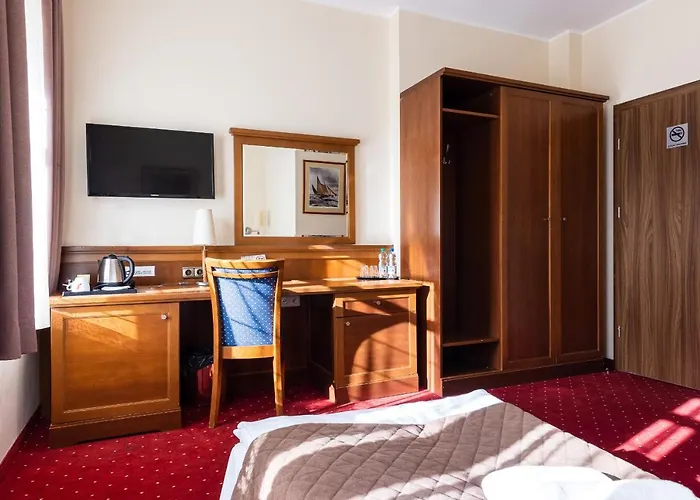 Diamond W Bialym Dworku