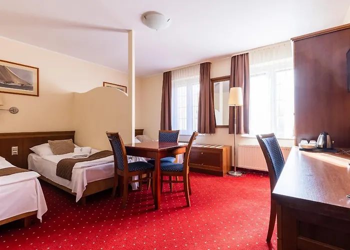 Отель Diamond W Bialym Dworku Румя