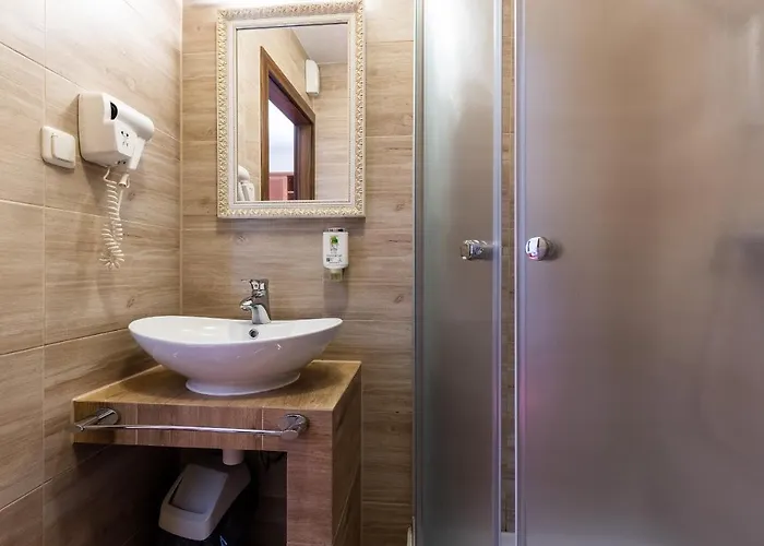 Diamond W Bialym Dworku * Rumia