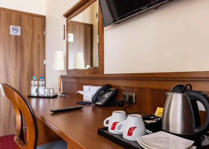 Отель Diamond W Bialym Dworku Румя