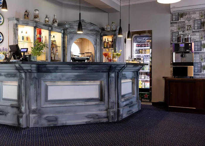 Diamond W Bialym Dworku