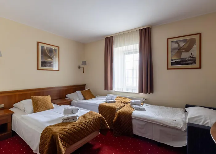 Hotel Diamond W Bialym Dworku