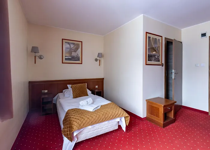 Hotel Diamond W Bialym Dworku Rahmel