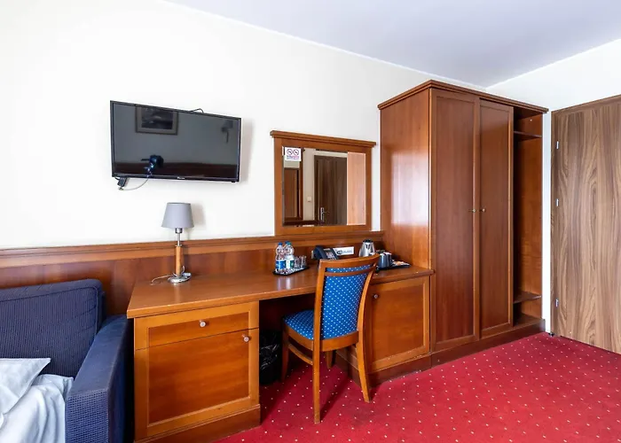 Diamond W Bialym Dworku * Rahmel