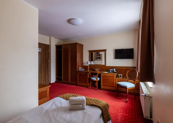 Diamond W Bialym Dworku *